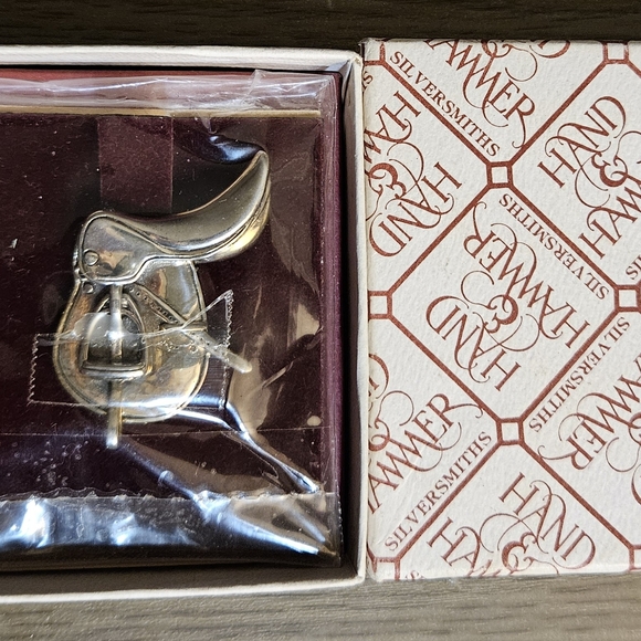 NEW Sterling Silver English Saddle Pin by Hand & Hammer Silversmiths - Picture 6 of 9